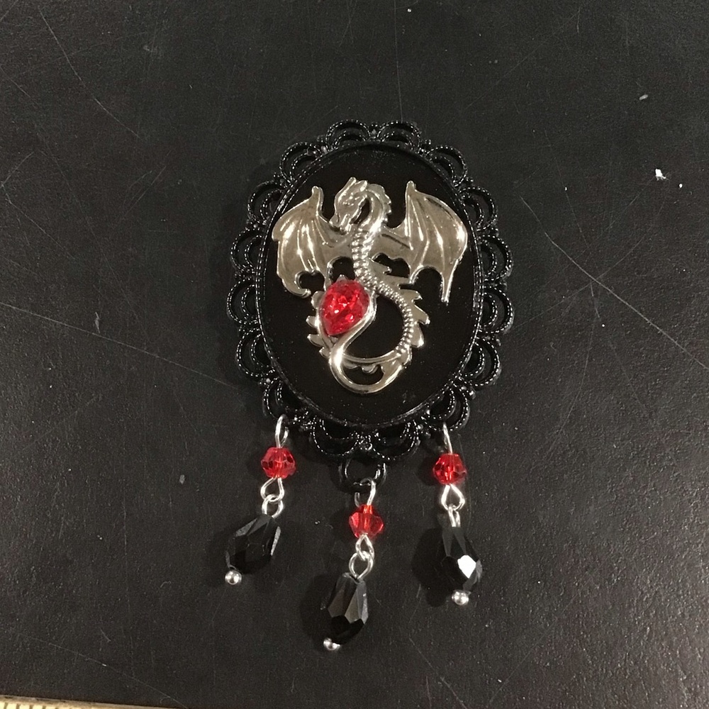 MENS DRAGON BROOCH PIN BLACK METAL NWOT RED RHINESTONE